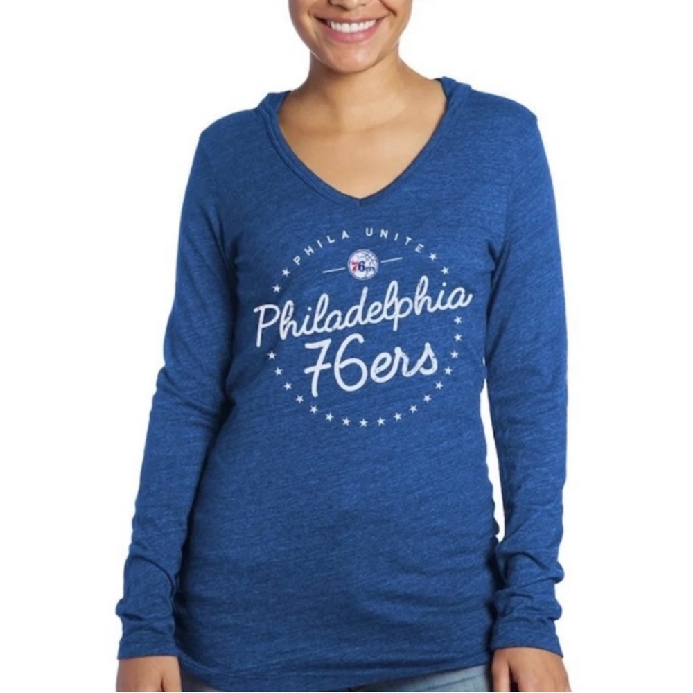 Philadelphia 76ers Majestic Threads Lightweight V-Neck Pullover Hooded T-Shirt